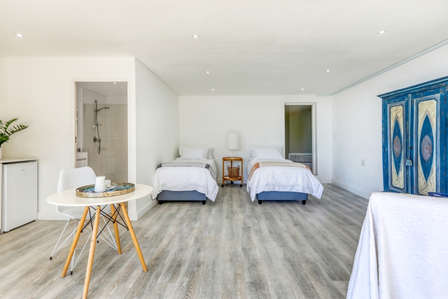 To Let 5 Bedroom Property for Rent in Camps Bay Western Cape